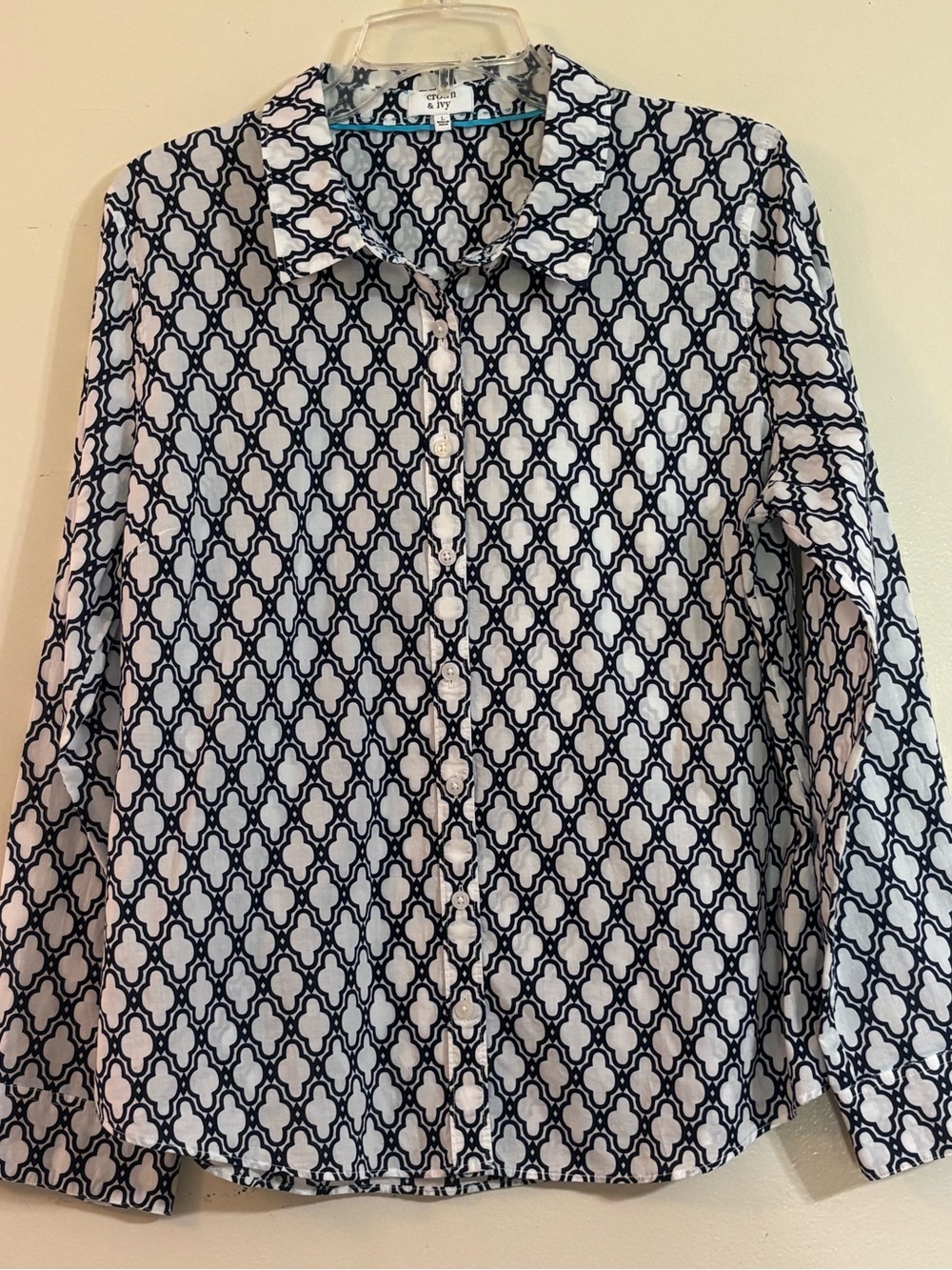 crown & ivy Navy and White Geometric Button-Down Shirt retail $60